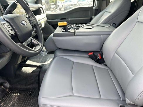 New 2025 Ford F450 XL w/ XL Chrome Package image 9