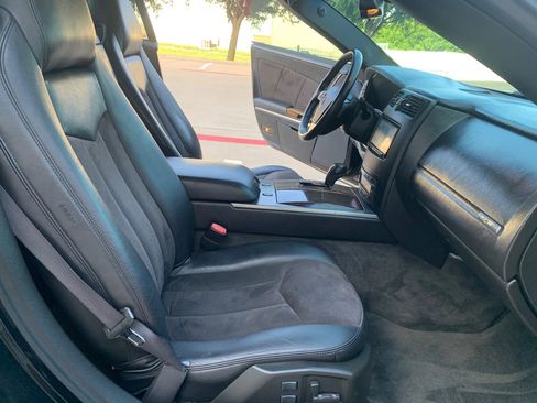 Used 2006 Cadillac XLR V image 17