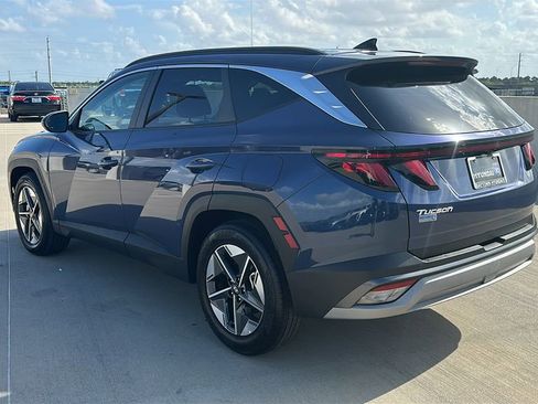 Certified 2025 Hyundai Tucson SEL image 10