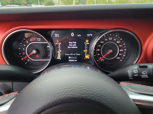 Used 2019 Jeep Wrangler Unlimited Rubicon w/ Cold Weather Group AWD/4WD image 34