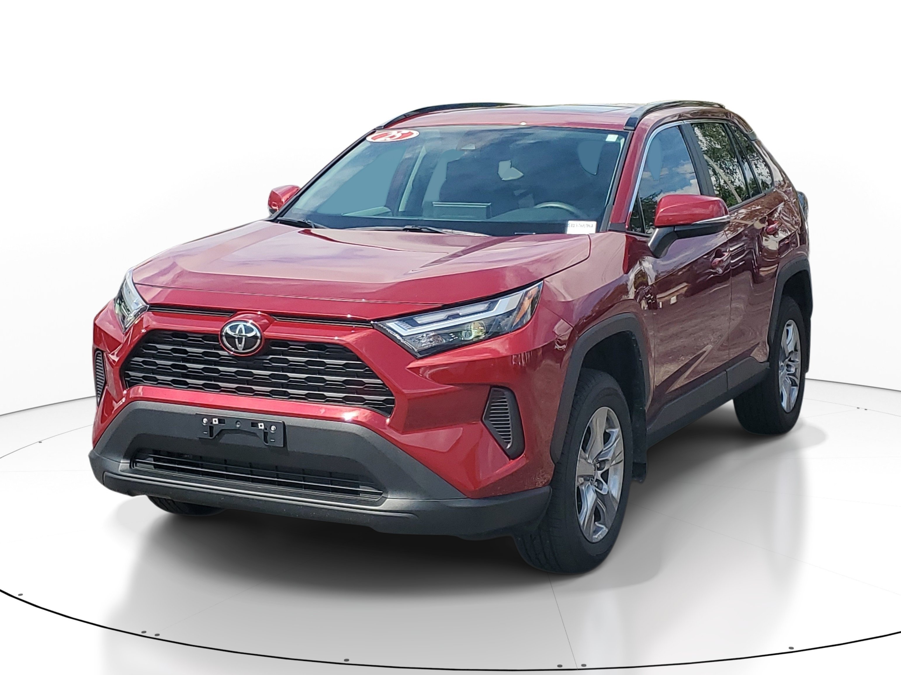 Used 2025 Toyota RAV4 XLE w/ Convenience Package FWD image 3