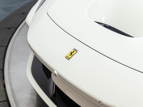 Used 2021 Ferrari F8 Tributo RWD image 68