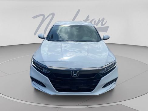 Used 2019 Honda Accord Sport image 3