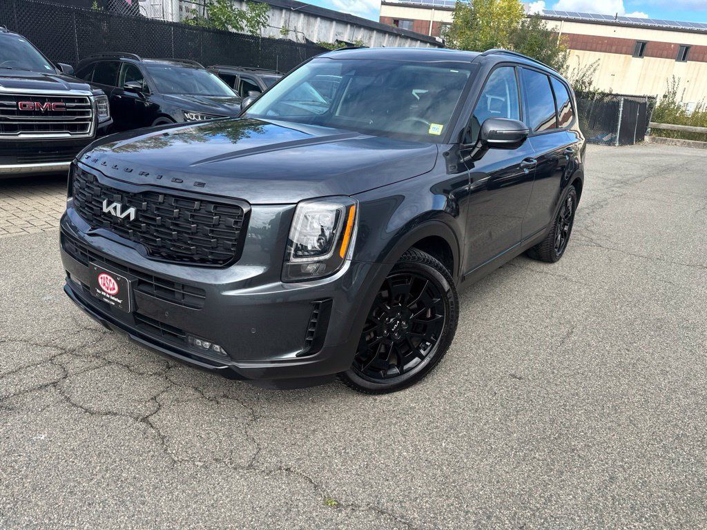 Used 2022 Kia Telluride SX w/ Nightfall Edition Package AWD/4WD image 1