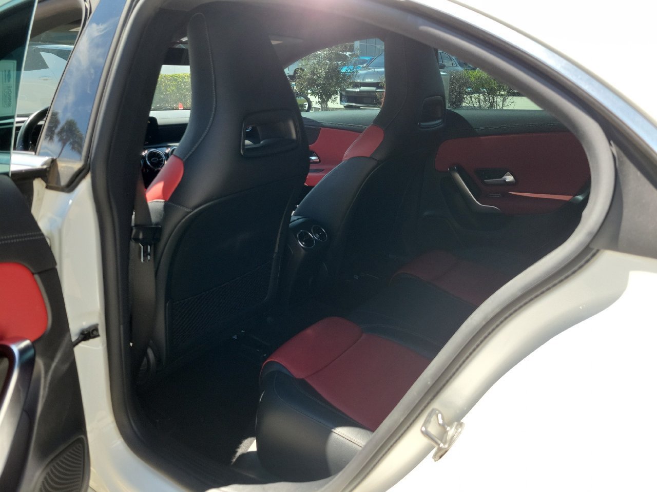Used 2022 Mercedes-Benz CLA 250 image 8