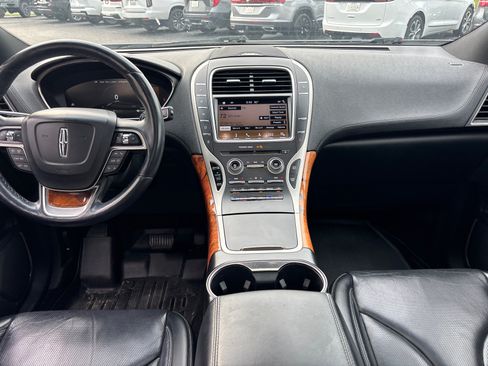 Used 2019 Lincoln Nautilus Reserve AWD/4WD image 28