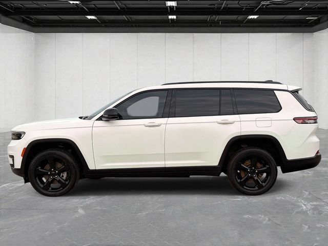 Used 2023 Jeep Grand Cherokee L Laredo AWD/4WD image 7