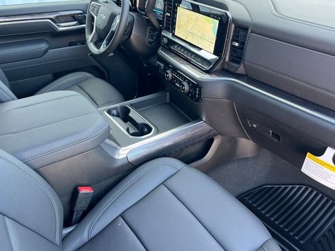New 2026 Chevrolet Silverado 2500 LTZ w/ LTZ Plus Package AWD/4WD image 12