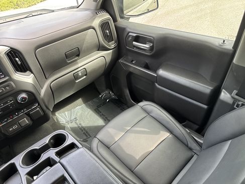 Used 2024 Chevrolet Silverado 1500 Custom w/ Turbomax Blackout Package RWD image 15