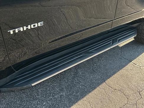 Certified 2023 Chevrolet Tahoe LT w/ Luxury Package AWD/4WD image 13