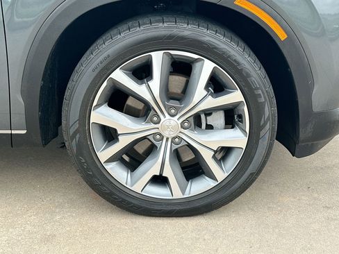 Used 2021 Hyundai Palisade SEL w/ Premium Package FWD image 10
