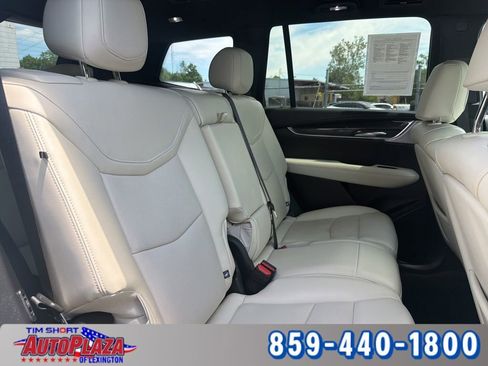 Used 2024 Cadillac XT6 Sport w/ Technology Package AWD/4WD image 27