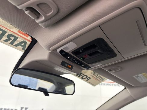 Used 2023 Honda Accord EX image 18