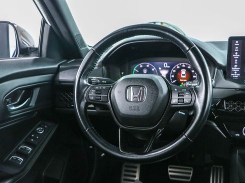 Used 2023 Honda Accord Sport image 12