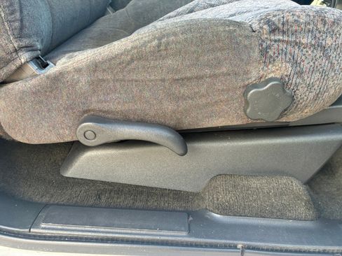 Used 1998 GMC Jimmy SLS w/ Marketing Opt Pkg 2 image 26