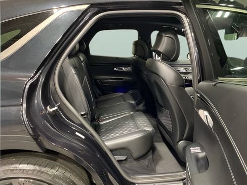 Used 2023 Genesis GV70 3.5T Sport w/ Sport Prestige Package AWD/4WD image 27