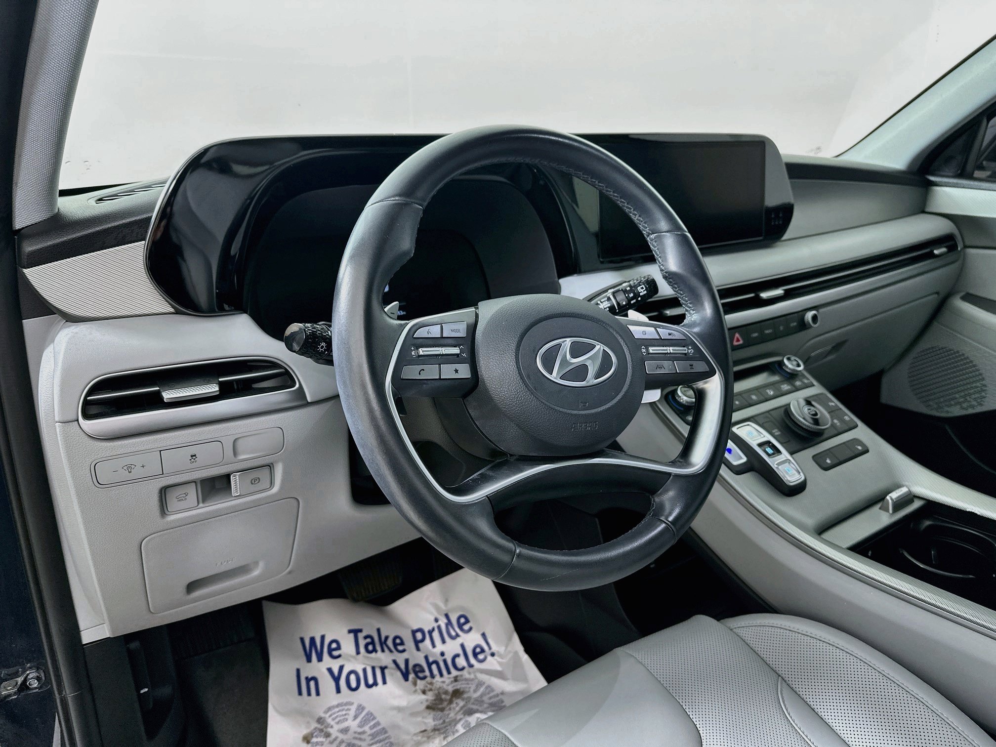 Used 2023 Hyundai Palisade SEL FWD image 9