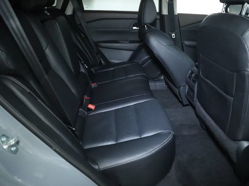 Used 2023 Nissan Rogue SL AWD/4WD image 33
