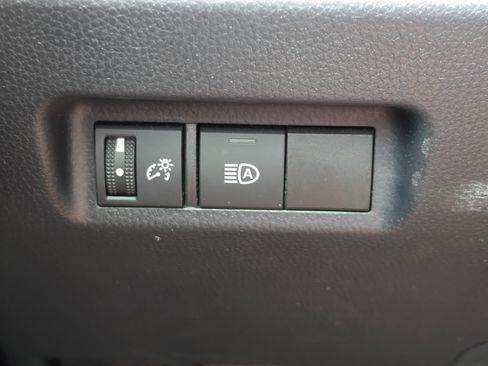Certified 2024 Toyota RAV4 XLE FWD image 15