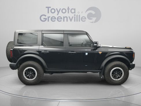 Used 2023 Ford Bronco Badlands w/ Sasquatch Package AWD/4WD image 18