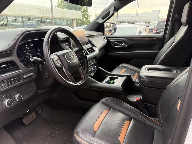 Used 2023 GMC Yukon AT4 w/ AT4 Premium Package AWD/4WD image 14