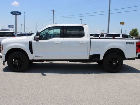 Used 2023 Ford F250 Lariat w/ Lariat Ultimate Package AWD/4WD image 10