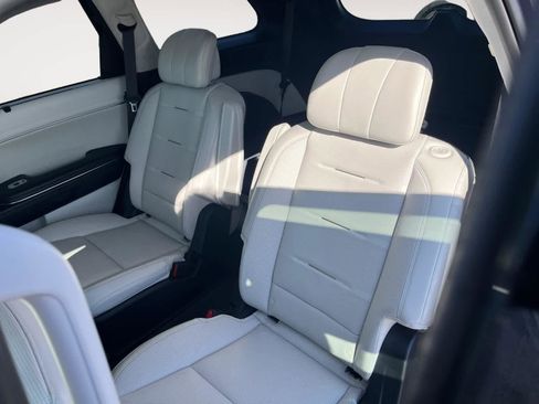 Certified 2026 Hyundai Palisade Calligraphy AWD/4WD image 13
