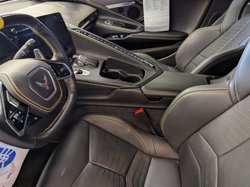 Used 2023 Chevrolet Corvette Stingray Premium Cpe w/ Z51 Performance Package image 13