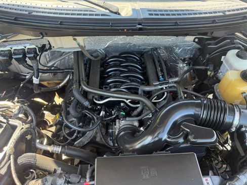 Used 2013 Ford F150 XLT w/ Luxury Equipment Group AWD/4WD image 32