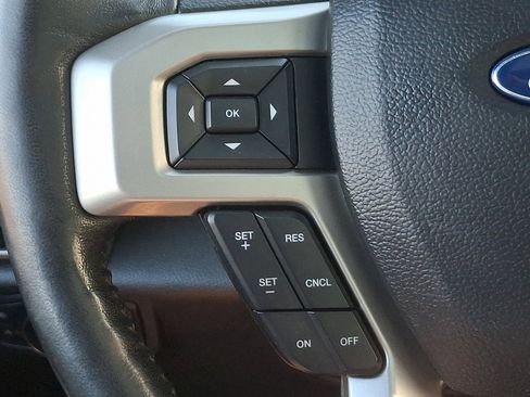 Used 2020 Ford F350 Lariat AWD/4WD image 23