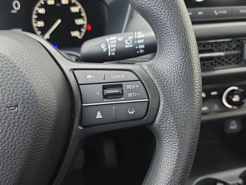 Certified 2025 Honda HR-V LX image 20