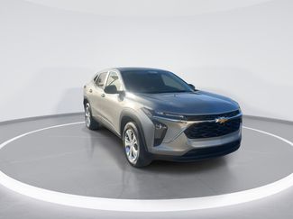 Certified 2024 Chevrolet Trax LS w/ Driver Confidence Package video 2