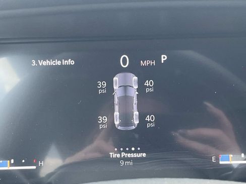 New 2025 Jeep Grand Cherokee Laredo X w/ Luxury Tech Group I image 15