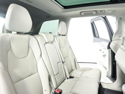 Used 2025 Volvo XC90 T8 Plus w/ Protection Package Premier AWD/4WD image 22