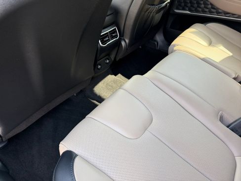 Used 2023 Hyundai Santa Fe SEL w/ Premium Package AWD/4WD image 16
