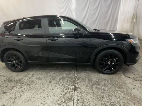 Used 2023 Honda HR-V Sport image 5