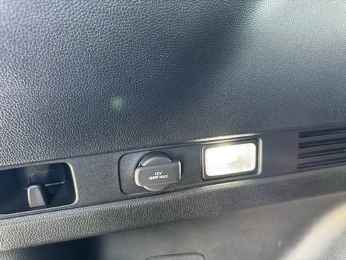 Used 2024 Honda CR-V EX-L image 9