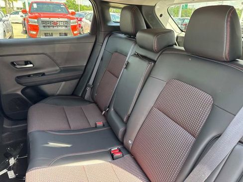 New 2025 Nissan Kicks SR image 7