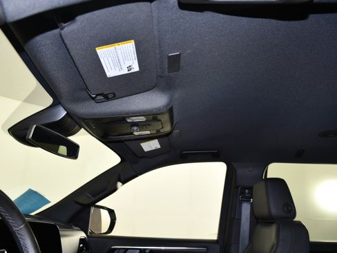 Used 2025 Chevrolet Tahoe Z71 image 41