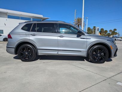 Used 2024 Volkswagen Tiguan SE R-Line