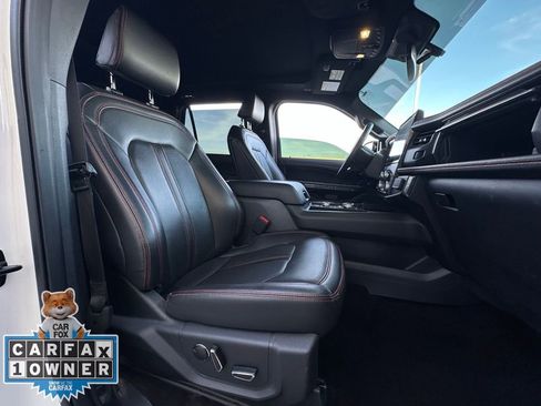 Used 2022 Ford Expedition Max Limited image 23