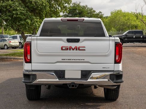 Used 2025 GMC Sierra 1500 SLT AWD/4WD image 4