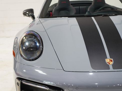 Used 2024 Porsche 911 Carrera GTS image 31