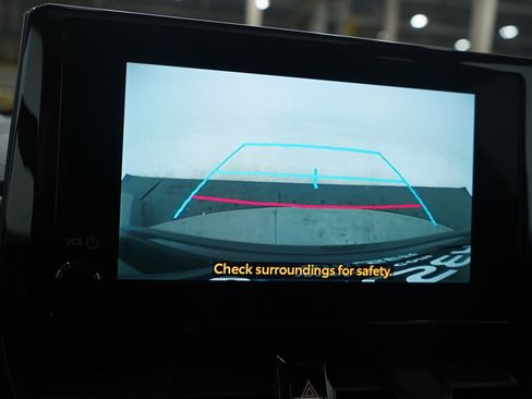 Used 2023 Toyota Corolla Cross LE image 26