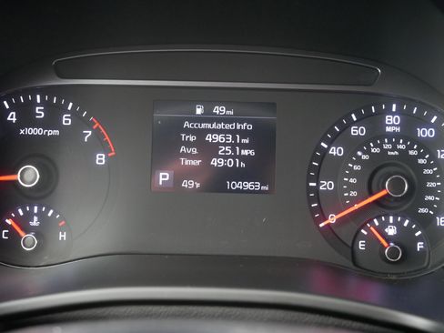Used 2020 Kia Soul GT-Line FWD image 25