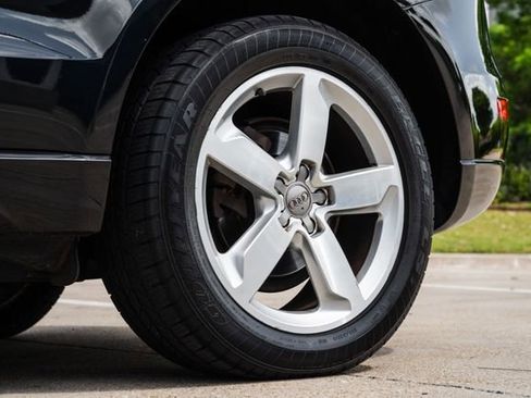 Used 2012 Audi Q5 2.0T Premium Plus w/ Premium Plus Pkg image 32