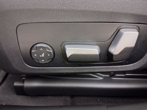 Used 2023 BMW i4 eDrive35 RWD image 15