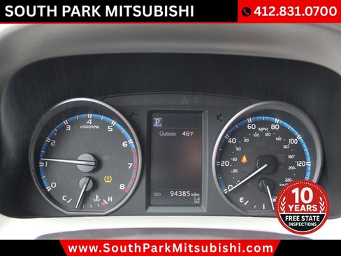 Used 2017 Toyota RAV4 LE image 21