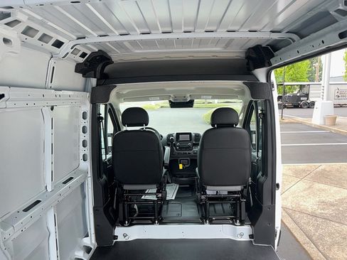 New 2026 RAM ProMaster 2500 w/ Upfitter's Prep Package FWD image 25