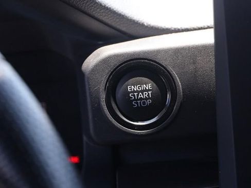 Used 2024 Toyota Tacoma SR5 AWD/4WD image 14
